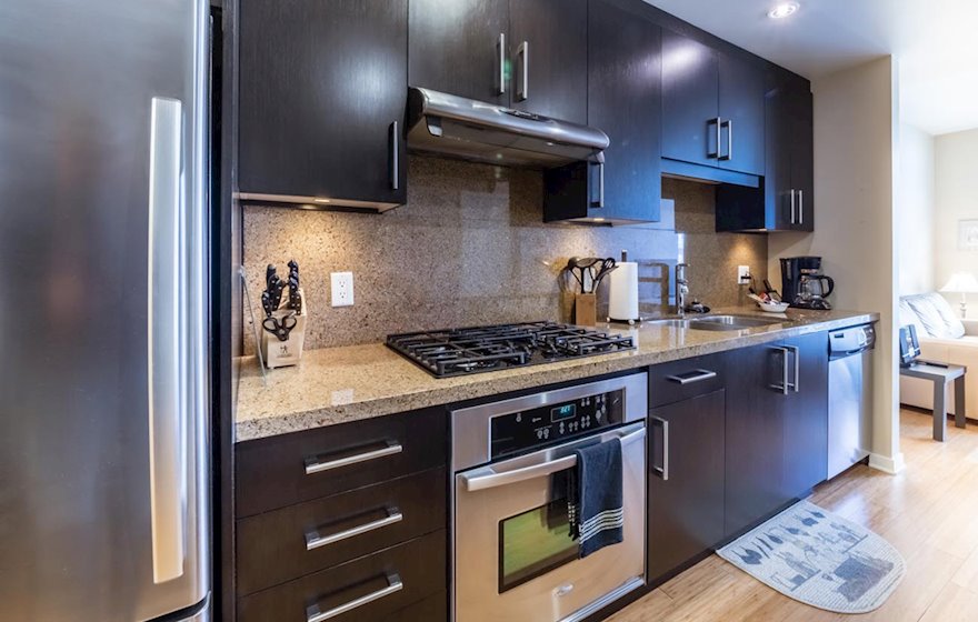 Balance 704A equipped kitchen