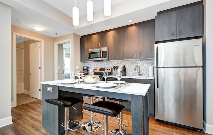 505 Kitchen Fully Equipped Stainless Steel Appliances Ottawa
