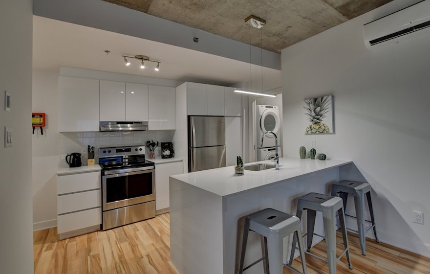 5 - Kitchen