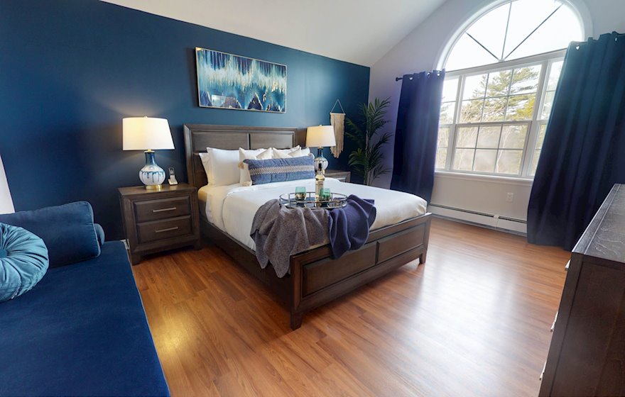 7 Primary Bedroom Queen Mattress Fully Furnished Short Term Townhouse Rental Bedford NS