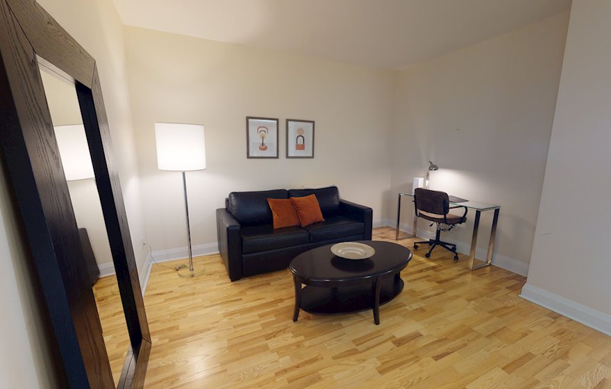 615 Den Pull Out Sofa Fully Furnished Apartment Suite Kanata