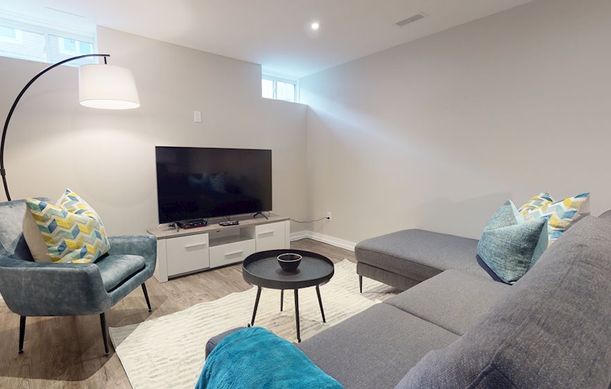 Living Room Free WiFi Fully Furnished Apartment Suite Orleans