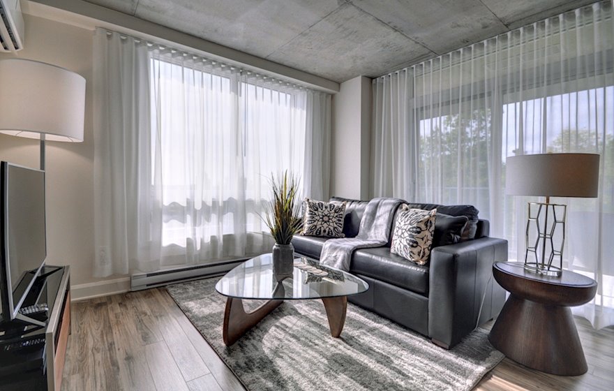 2 - Living Room