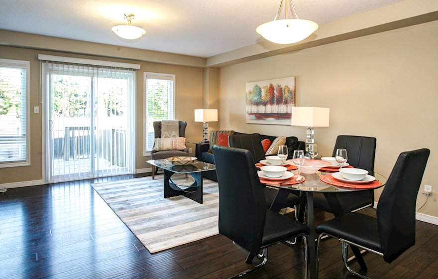 Dining Room Fully Furnished Apartment Suite Kitchener