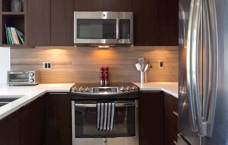 Duet kitchen quartz countertops