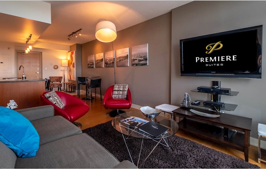 Premiere Suites living room Juliet 1105