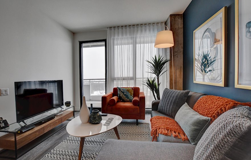 2 - Living Room