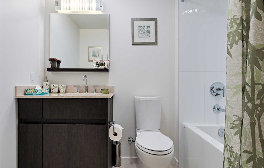 Master Bathroom Soaker Tub Fully Furnished Condo Richmond