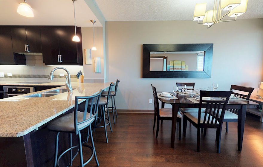 Dining & Kitchen (1002)