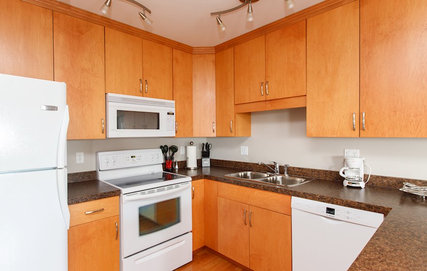 Riverfront - Kitchen 2