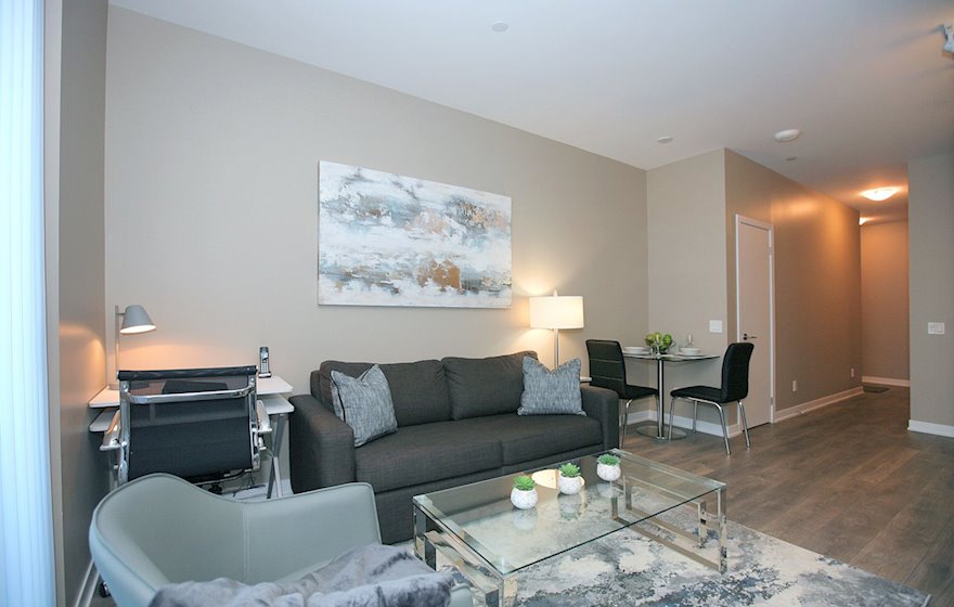 Living Room Free WiFi Fully Furnished Apartment Suite Toronto