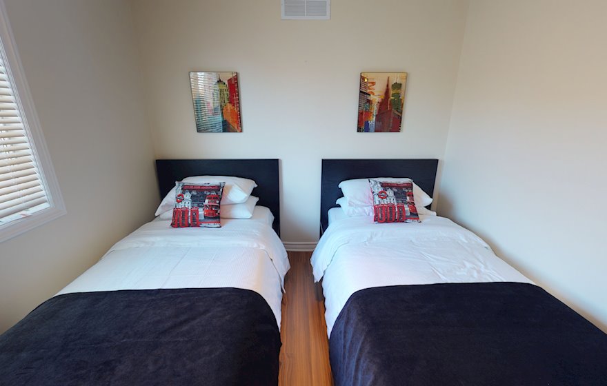 1 McPeake Second Bedroom Twin Mattresses Fully Furnished Apartment Suite Kanata