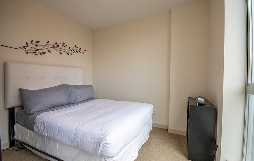 Corazon 506 second bedroom