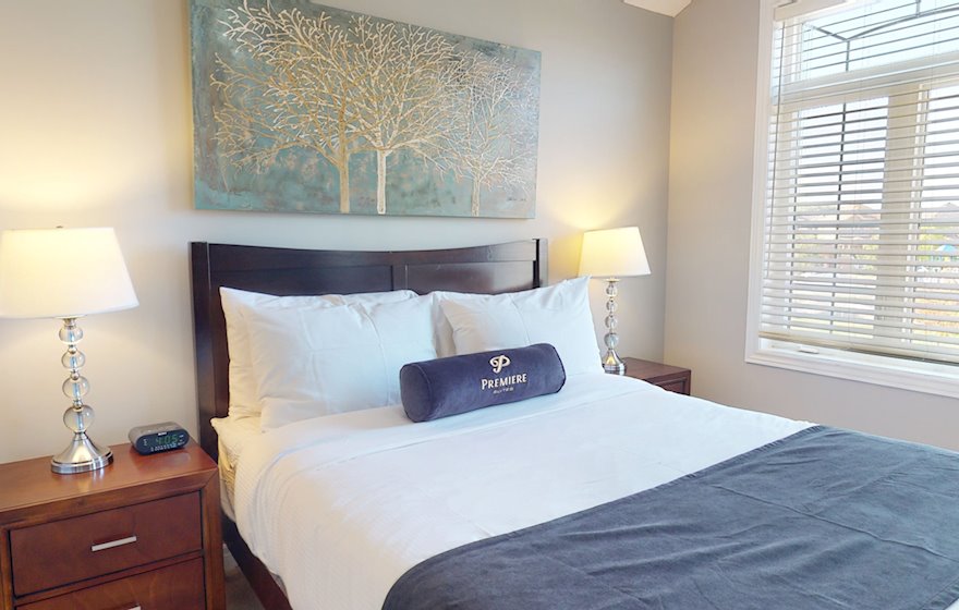 Bedroom Queen Mattress Fully Furnished Apartment Suite Brampton