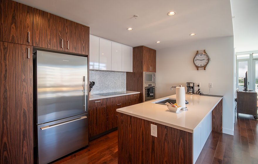 Escher 302 kitchen