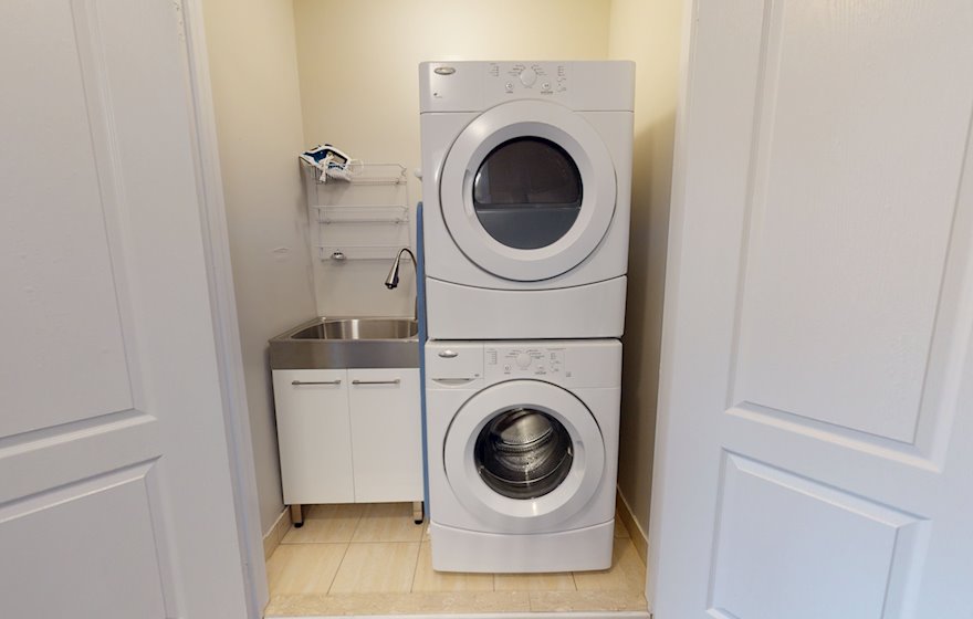In Suite Laundry Furnished Apartment Suite Oakville