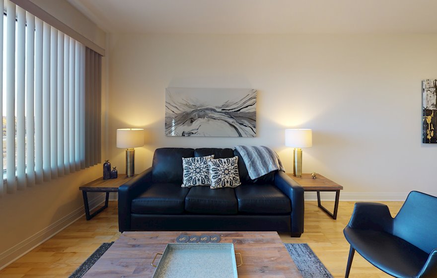 509 Living Room Free WiFi Fully Furnished Apartment Suite Kanata