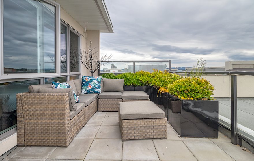 601 balcony