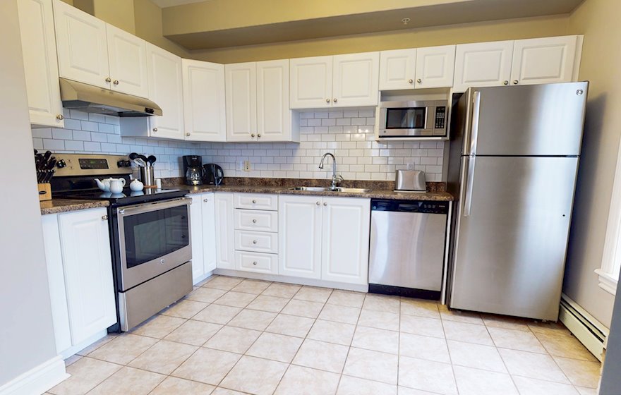 3 Fully Furnished Short Term Apartment Rentals in Bedford with Full Kitchen and Five Appliances