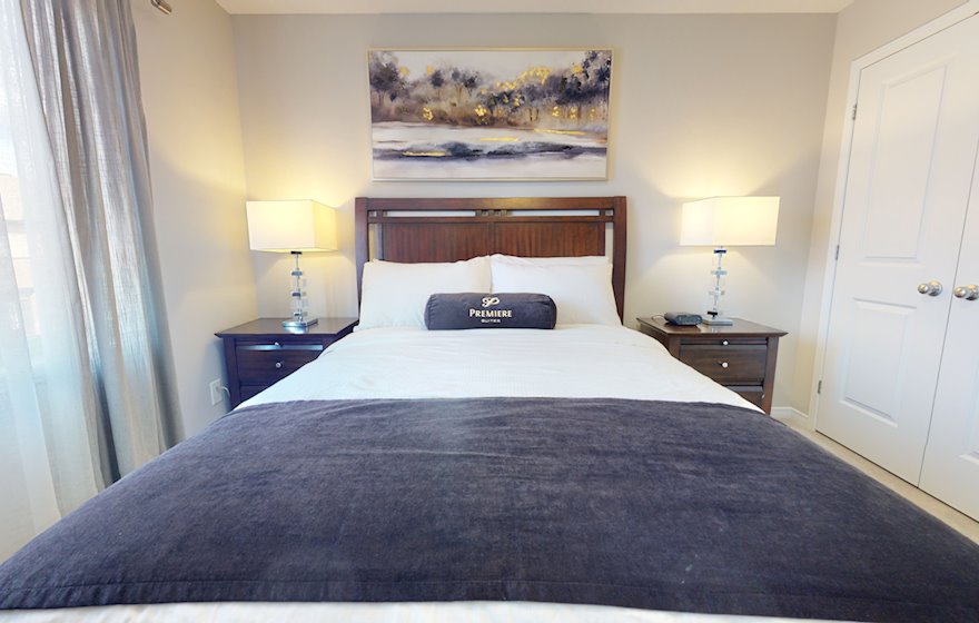 Second Bedroom Queen Mattress Fully Furnished Apartment Suite Kanata