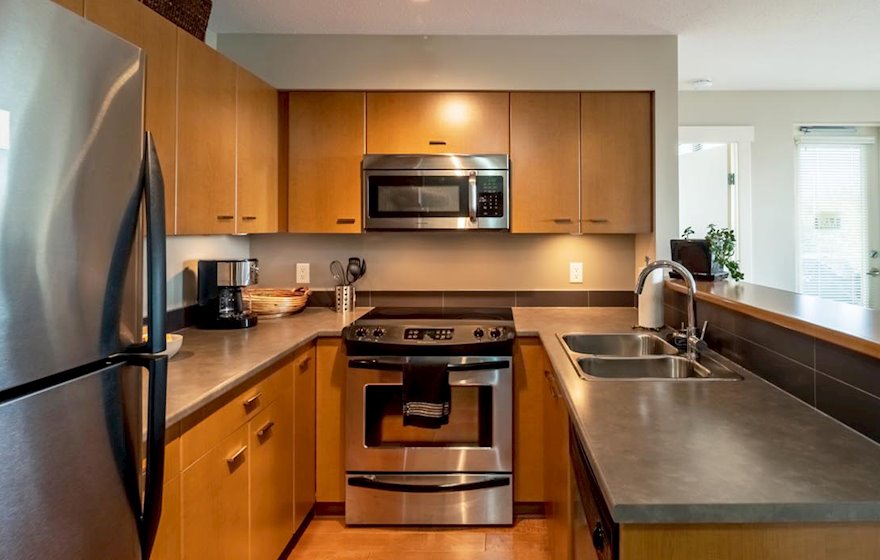 Equipped kitchen Astoria condo 408 Victoria BC