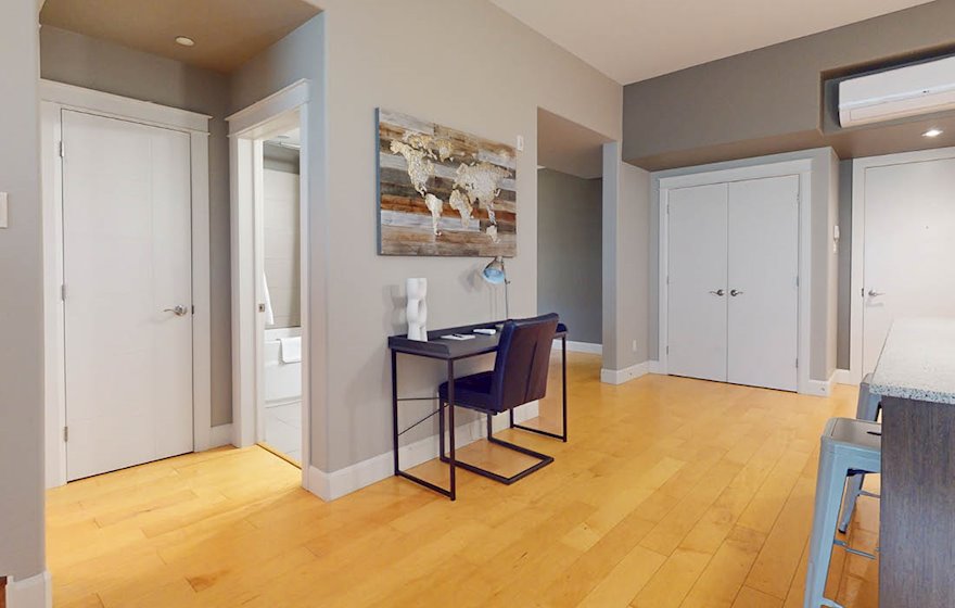 9 Designated Office Desk Free WiFi Free National Telephone Calls Moncton NB