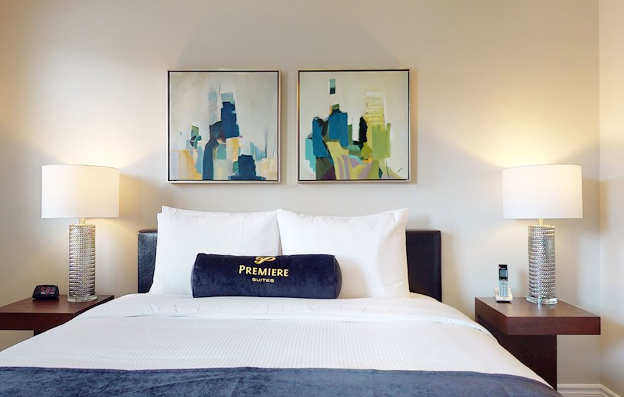 Principal Bedroom Queen Mattress Fully Furnished Apartment Suite Orleans