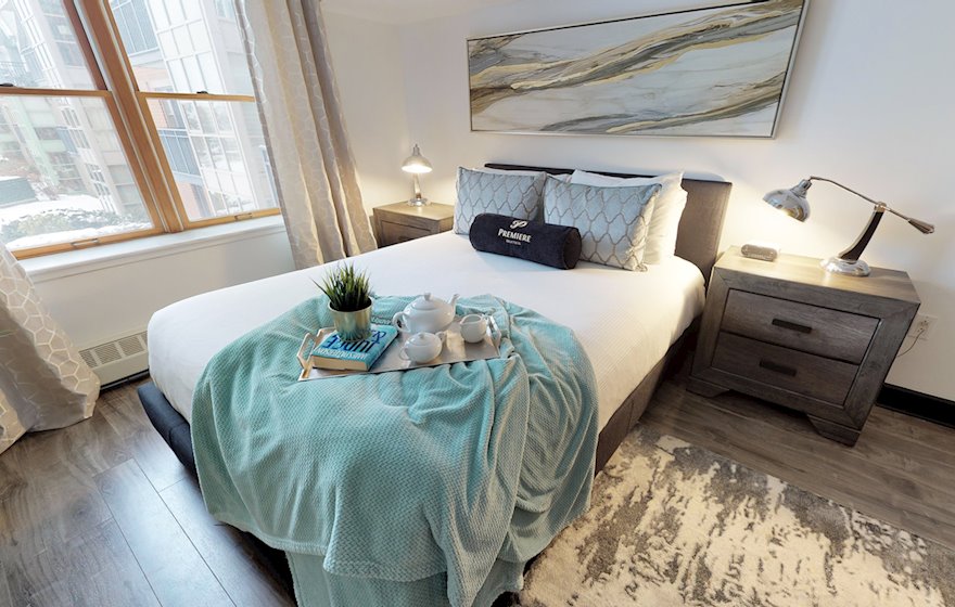 7 Queen Sized Bed Bedroom Fully Furnished Apartment Suite Bishop's Landing Halifax NS