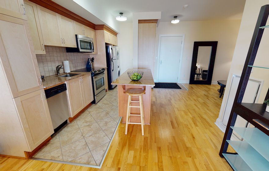 615 Kitchen Fully Equipped Five Appliances Stainless Steel Kanata