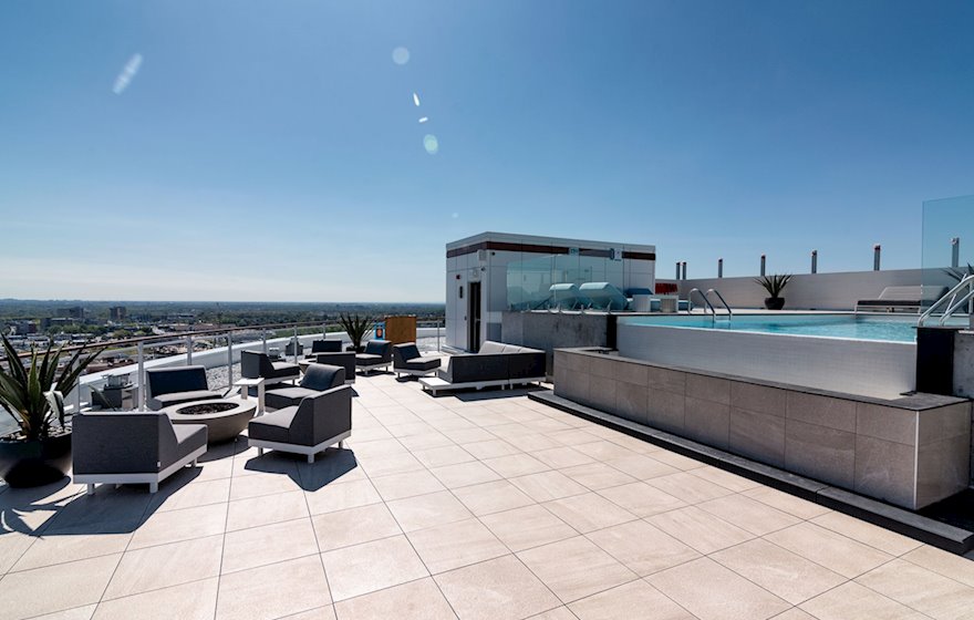 12 - Rooftop Terrace (2)
