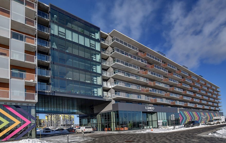 12 - Front Exterior