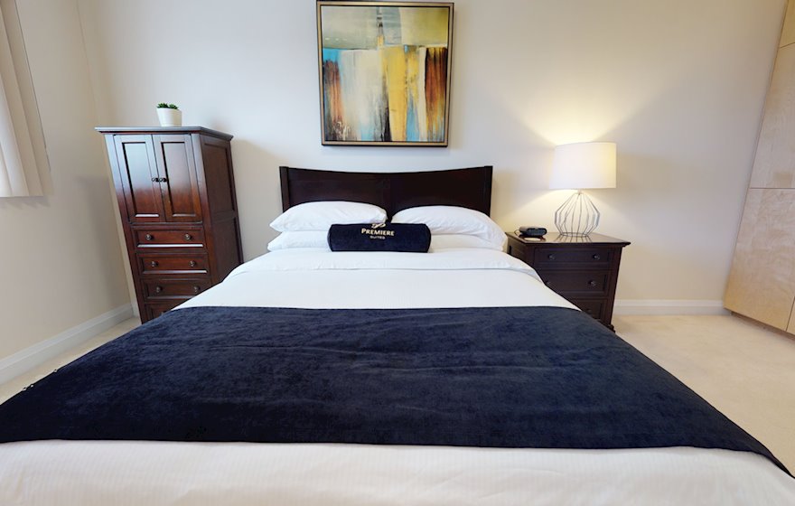607 Bedroom Queen Mattress Fully Furnished Apartment Suite Kanata