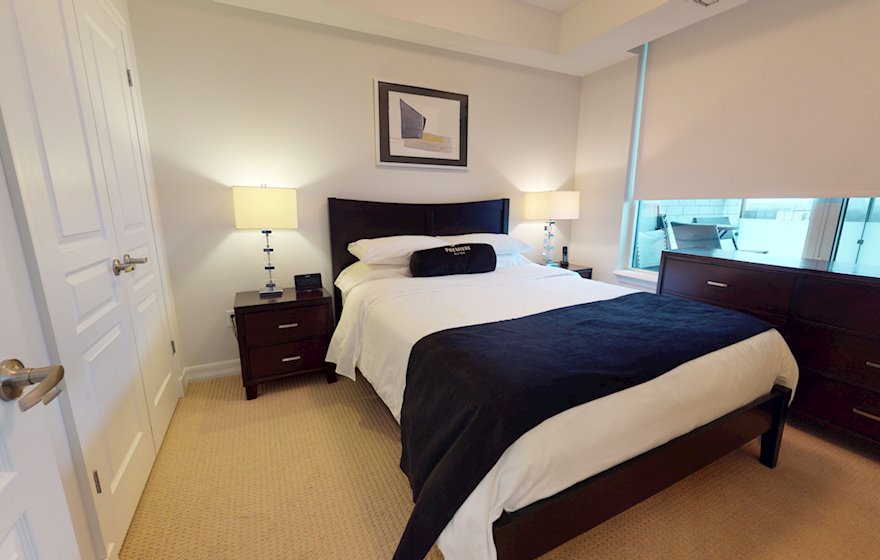 1402 Principal Bedroom Queen Mattress Fully Furnished Apartment Suite Ottawa