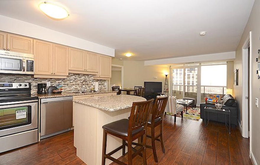 Kitchen Fully Equipped Five Appliances Stainless Steel North York