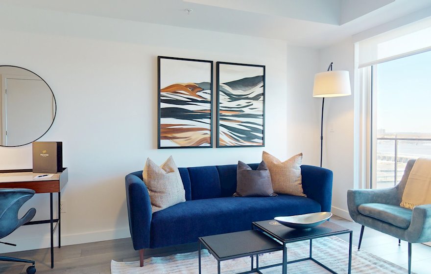Living Room Free WiFi Fully Furnished Apartment Suite Gatineau