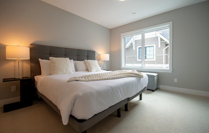 Kings Road #14  bedroom 1