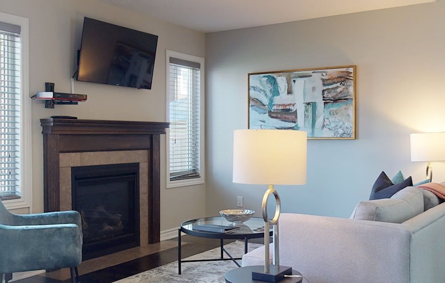 Living Room Free WiFi Fully Furnished Apartment Suite Orleans