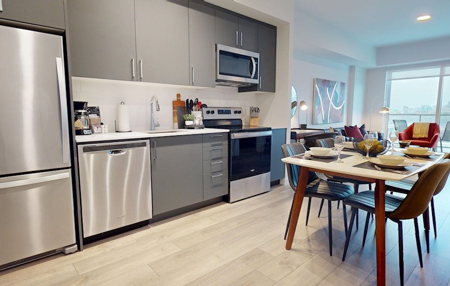 Kitchen Fully Equipped Five Appliances Stainless Steel Gatineau