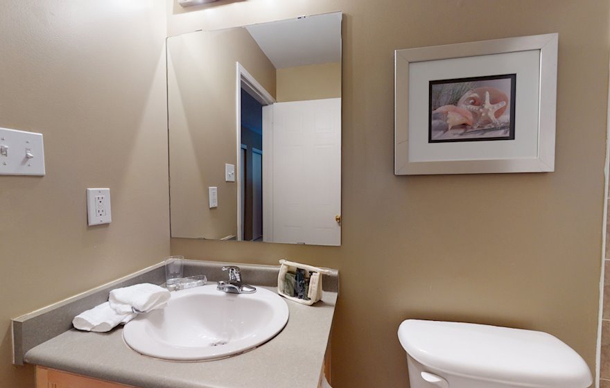 Master Bathroom Soaker Tub Fully Furnished Apartment Suite Mississauga