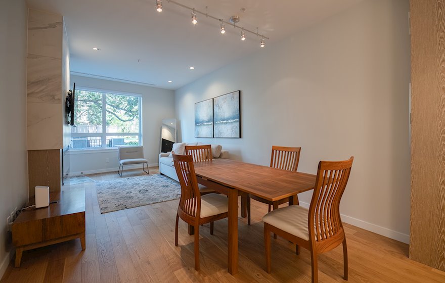 Bellewood park 102 dining