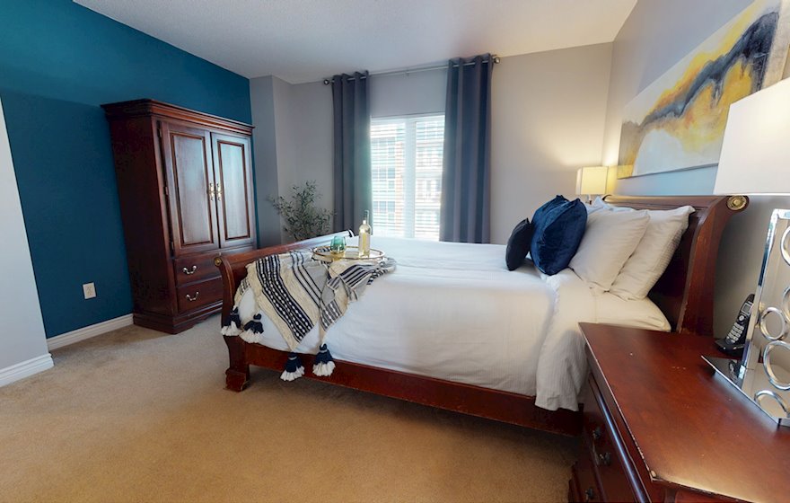 12 One Bedroom Queen Mattress Fully Furnished Short Term Apartment Rental Moncton NB