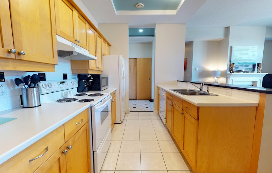 Kitchen Fully Equipped Five Appliances Stainless Steel Halifax, NS