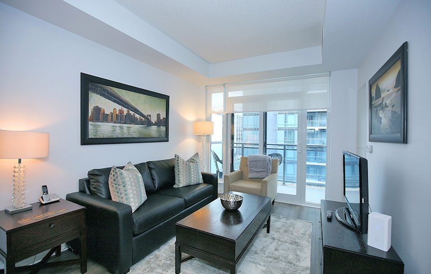 Living Room Free WiFi Fully Furnished Apartment Suite North York
